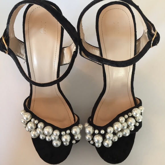 Forever 21 Shoes - Forever XXI Black Suede Pearl Heels